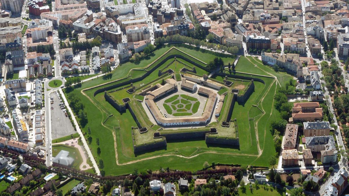Vista aérea de la Ciudadela de Jaca.