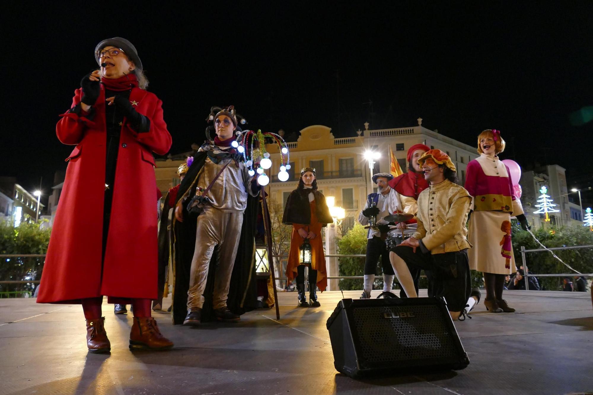 En Fumera, la Nadalina, el Tió i els capgrossos coincideixen al centre de Figueres