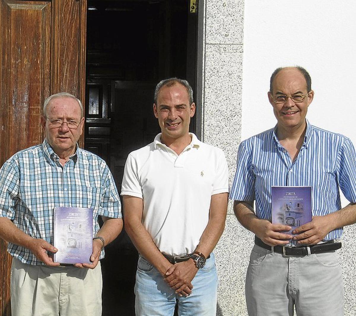 Un libro repasa el origen histórico y las costumbres de la localidad