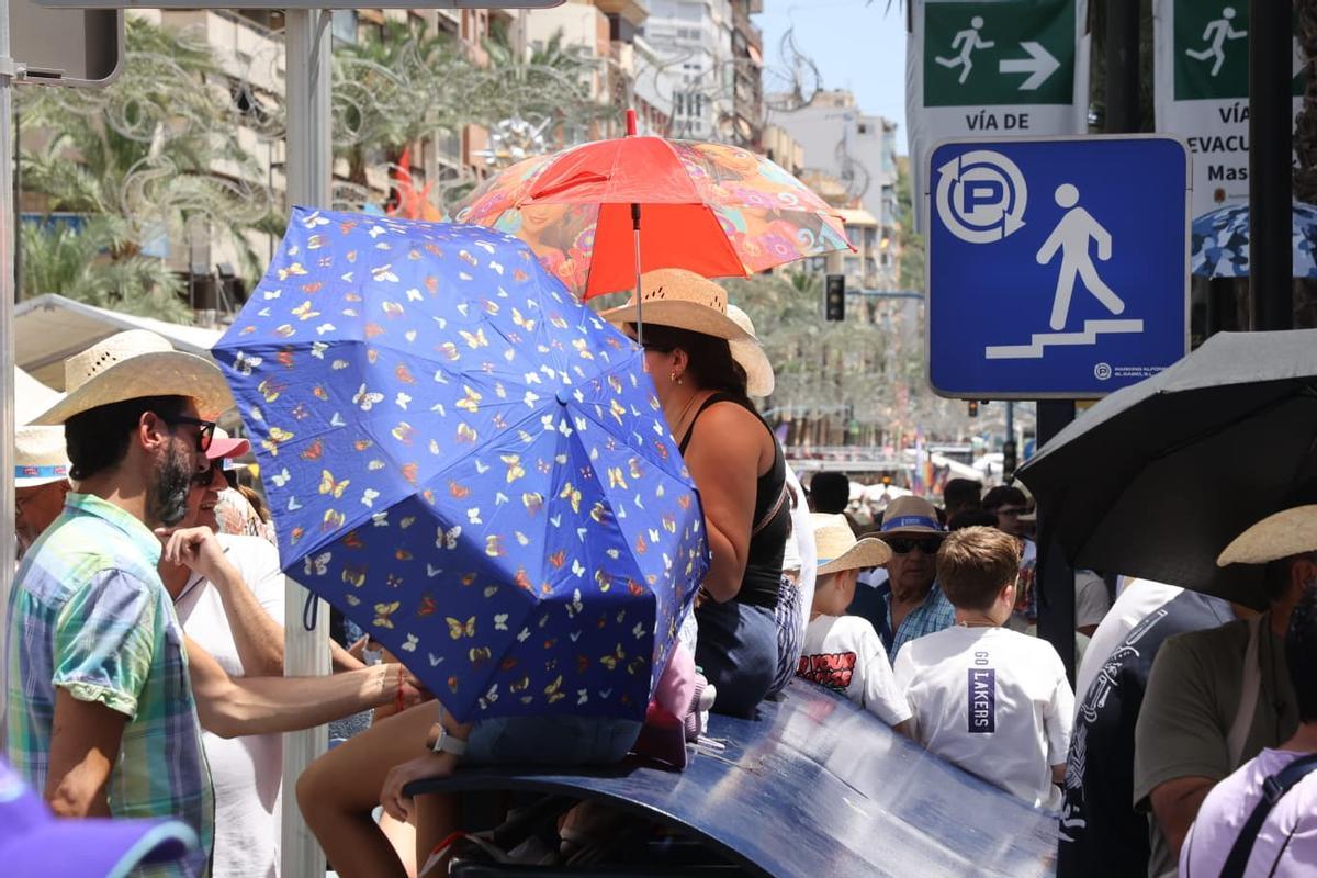 La ola de calor derrite Alicante