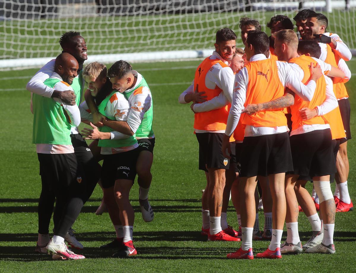 Así ha sido el entrenamiento de hoy del Valencia CF - Superdeporte