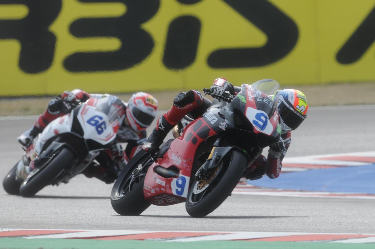 Navarro, en un lance de la prueba disputada en la República Checa.