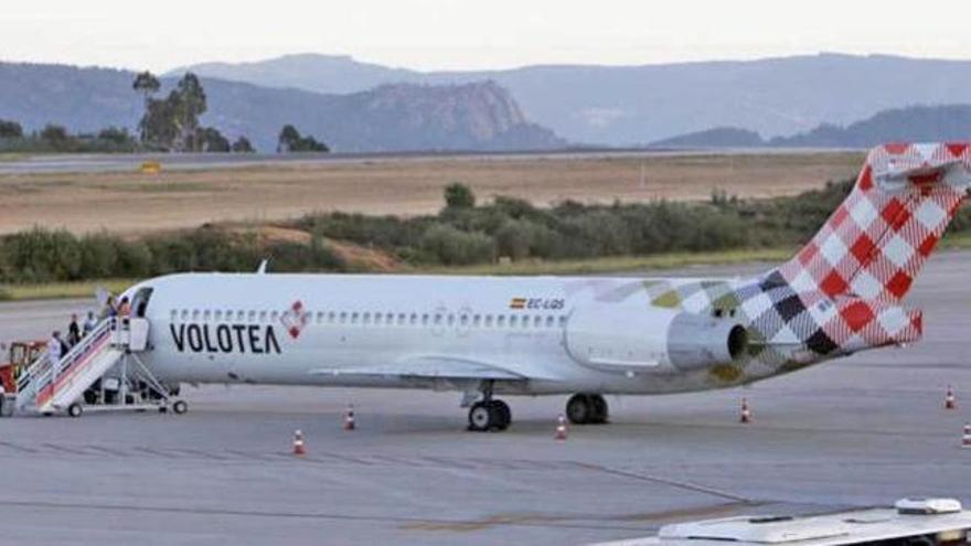 La aerolínea Volotea, primera empresa catalana que traslada su sede a Asturias