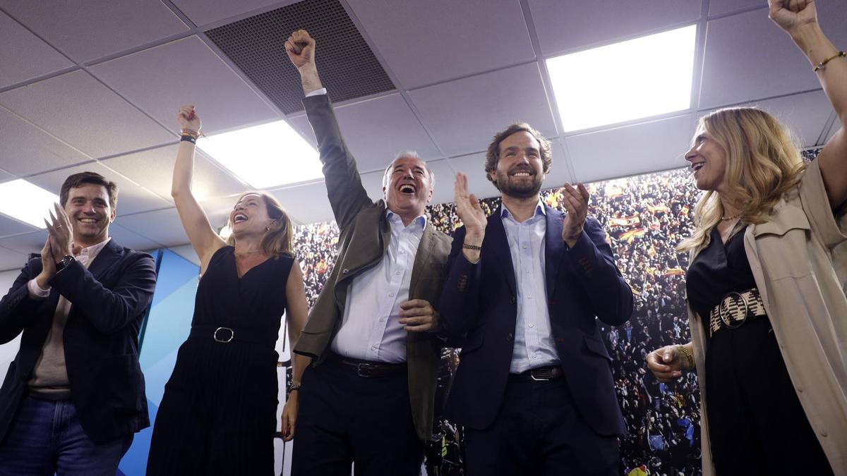 Celma, Chueca, Azcón, Giménez Larraz y Vaquero celebran la victoria popular en las elecciones europeas.