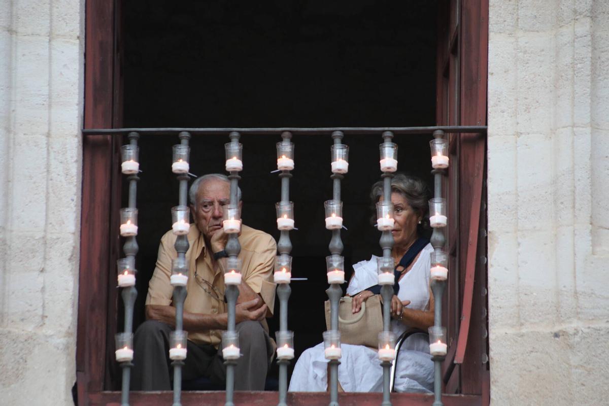 Así ha sido la "Noche de las velas", el momento más mágico de San Pedro en Zamora Así ha sido la "Noche de las velas", el momento más mágico de San Pedro en Zamora