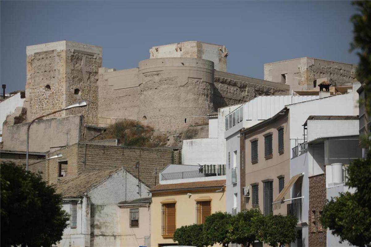 Castillo de Castro del Río: murallas entre murallas