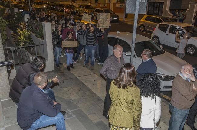 21/11/2016 MANIFESTACIONES  misa en memoria de Francisco Franco celebrada en la iglesia de san José  donde grupos de manifestantes antifacistas increparaon a los asistentes.JOSÉ LUIS GONZÁLEZ