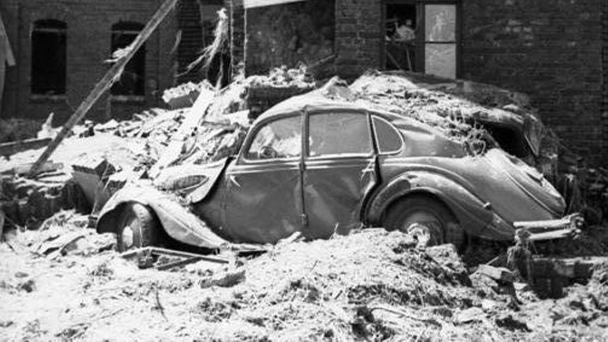 Operació Càstig: el bombardeig que va destrossar les preses de Hitler, sota la lupa de Max Hastings