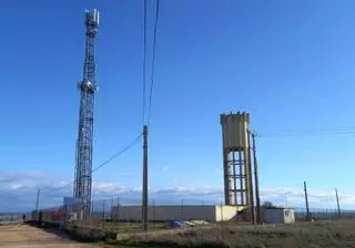 La carbonatación de los pilares obliga a tratar el depósito de agua en Toro