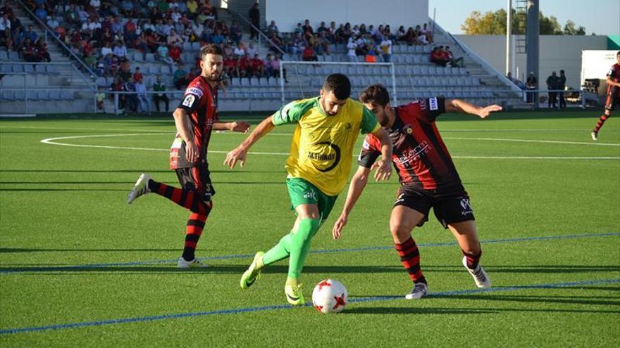 El Puente Genil suma un punto y entra en la zona de ‘play-off’