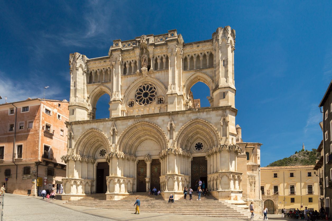 Se cree que la catedral de Cuenca fue la primera catedral gótica de la región