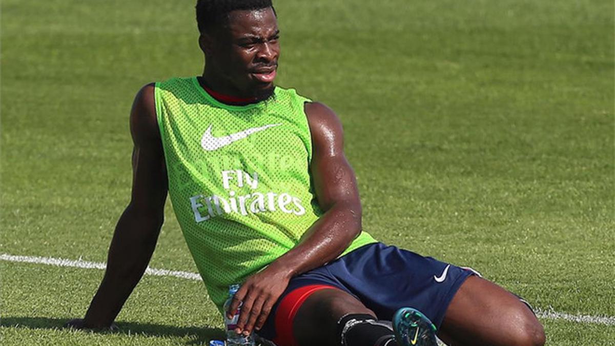 Aurier deberá entrenarse al margen de sus compañeros