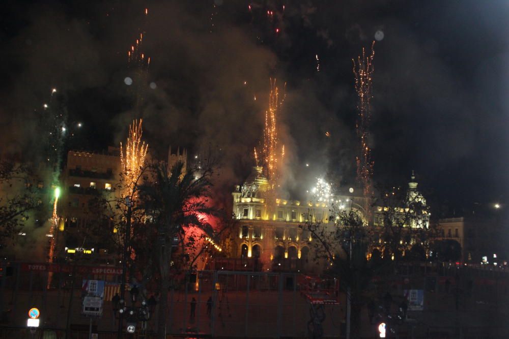 Fallas 2020. Mascletà nocturna del día 7