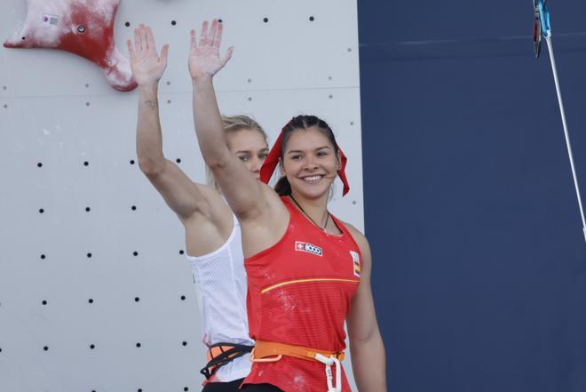 La española Leslie Romero compite en la prueba de velocidad femenina en escalada deportiva en el marco de los Juegos Olímpicos París 2024.