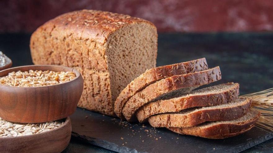 Adiós a comer pan integral: los expertos piden eliminarlo de la dieta por esta razón