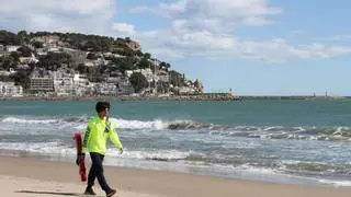 Torroella inicia el servei de socorrisme a la platja gran de l'Estartit