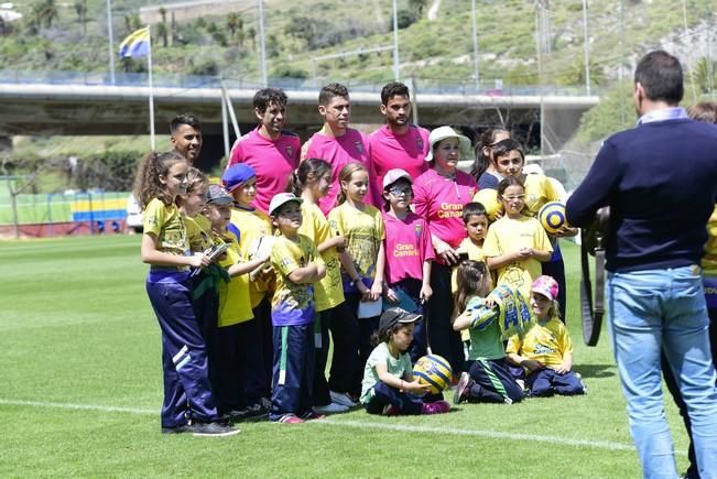 Entrenamiento de la UD Las Palmas en Barranco ...