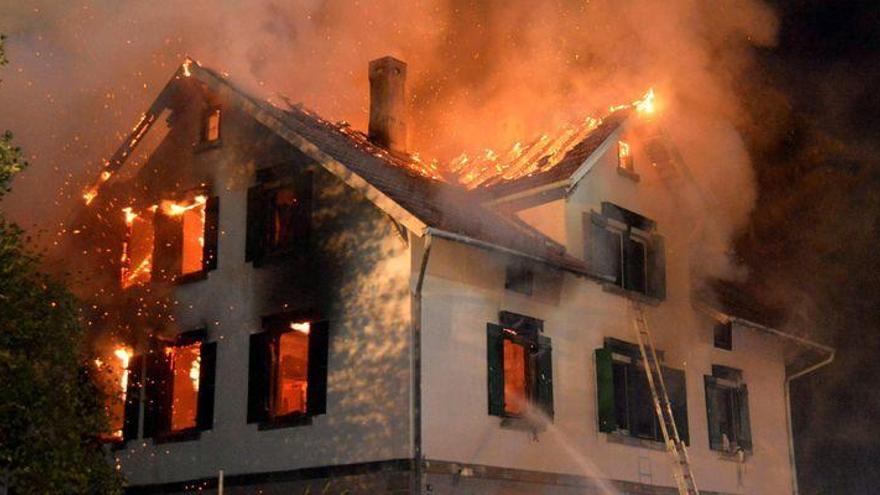 Diez consejos de los bomberos de Castellón para que no se incendie tu casa