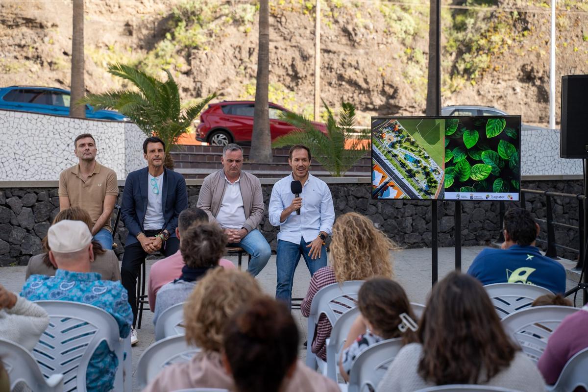Presentación a los vecinos del nuevo refugio climático de La Palma.