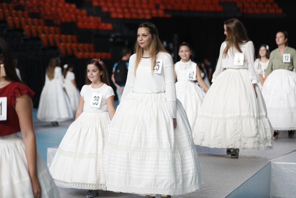 Ensayo de las candidatas a fallera mayor 2019 en la Fonteta