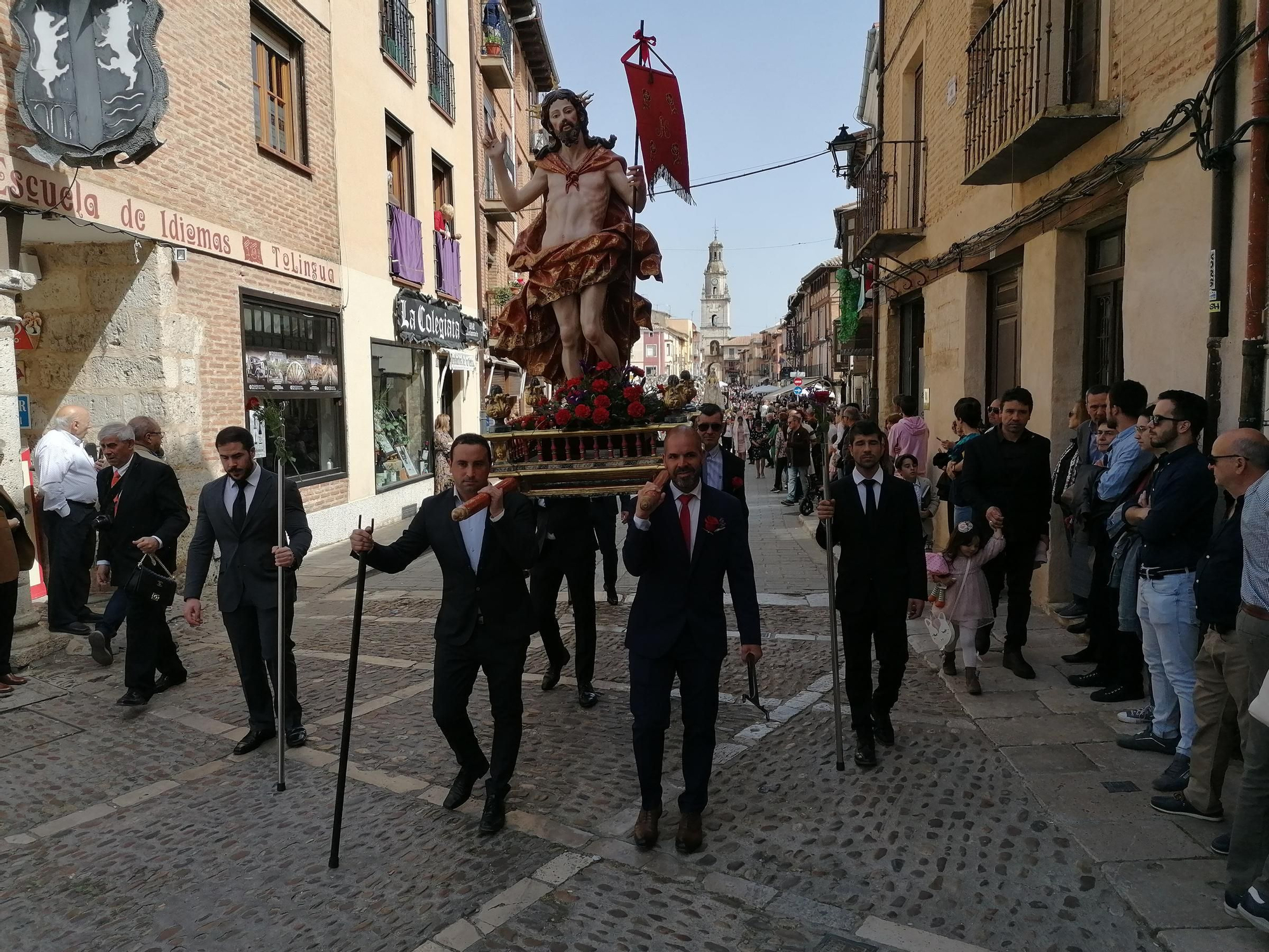 Toro revive con alegría el Domingo de Resurrección