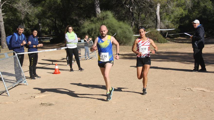 Jaume Garcías y Asmaa Zammou vencen en el Cross Illes Malgrats