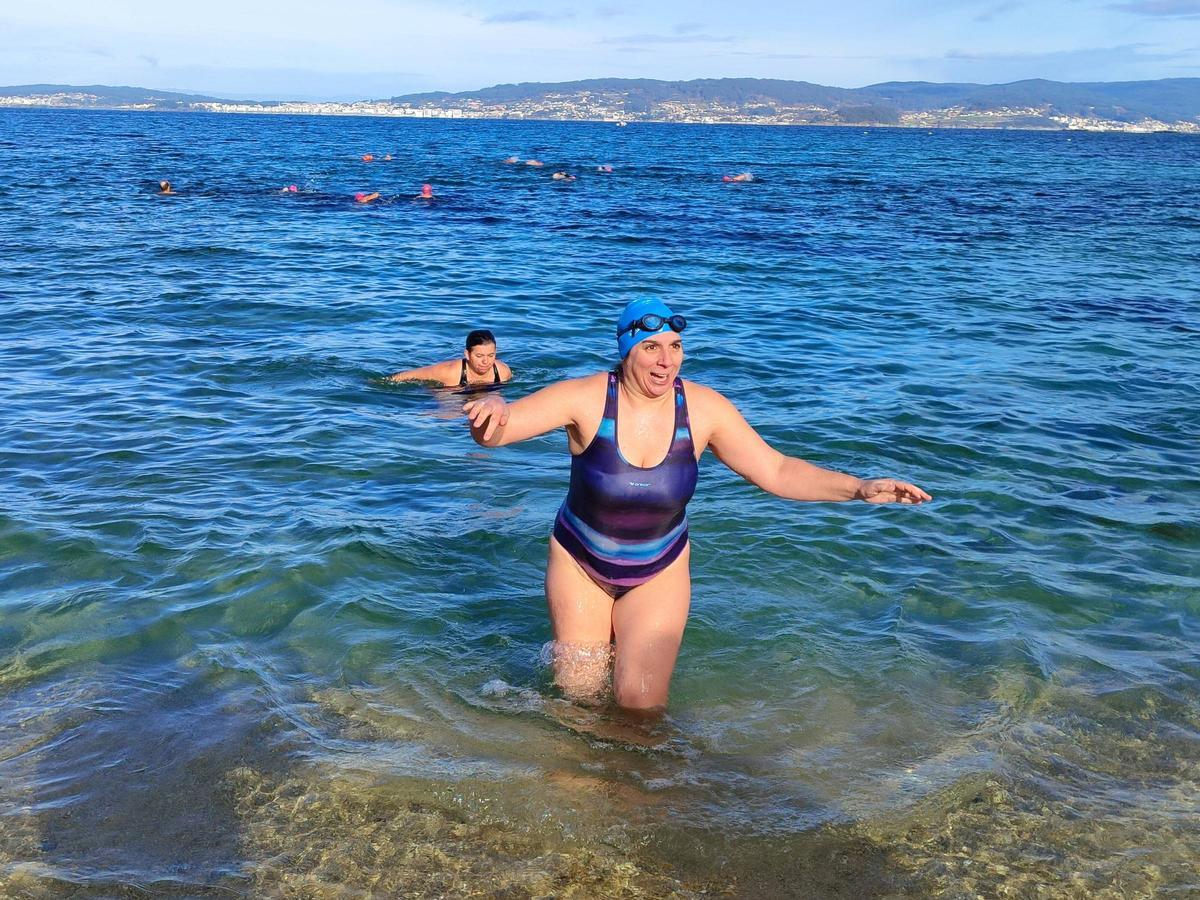 Un chapuzón reivindicativo en Pescadoira (Bueu) por el Día de Reyes Un chapuzón reivindicativo en Pescadoira (Bueu) por el Día de Reyes