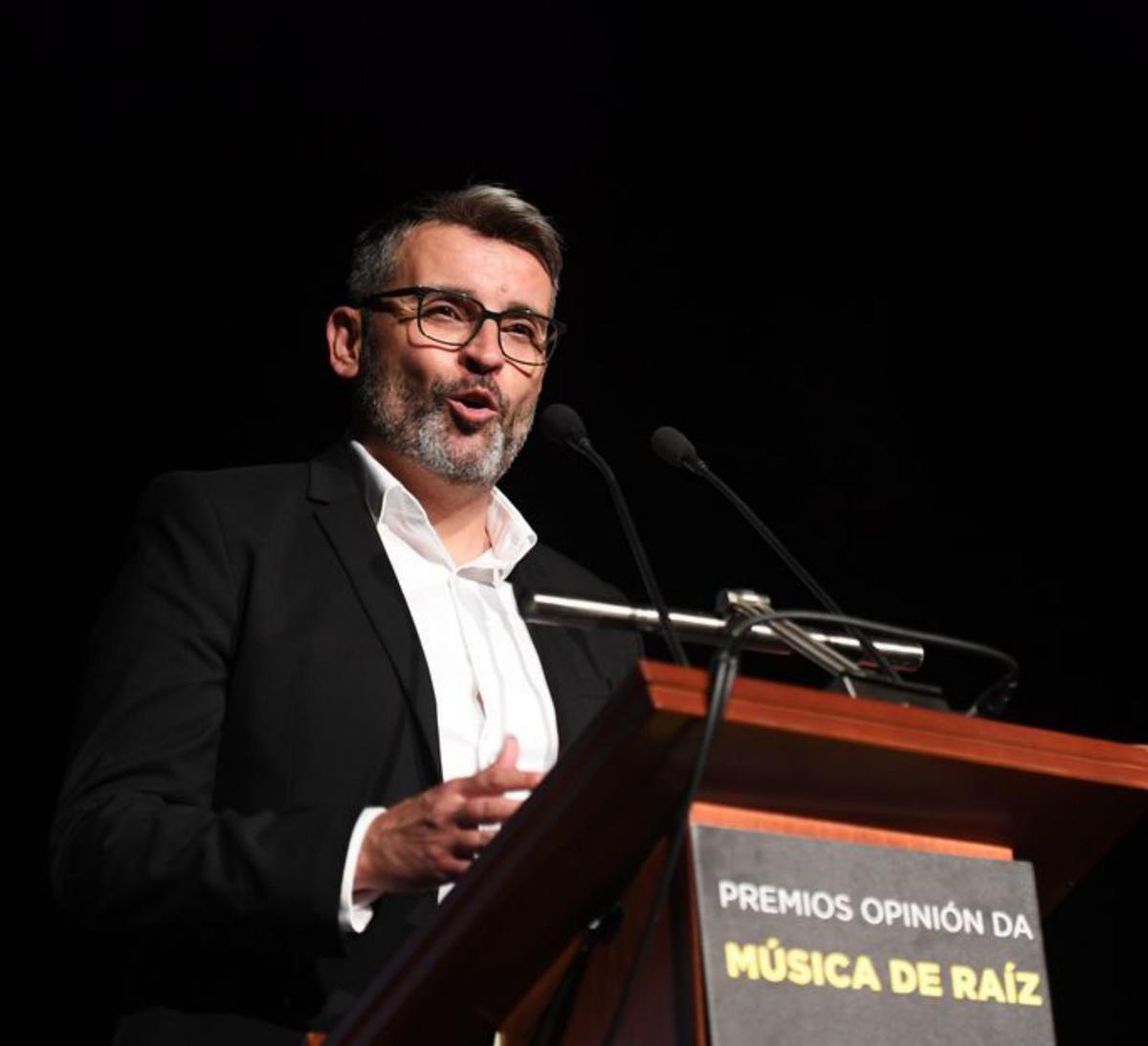 Alfonso Hermida, presentador da gala.   | // C. PARDELLAS