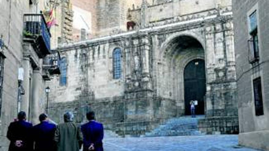 Las plazas han ido desapareciendo del casco histórico