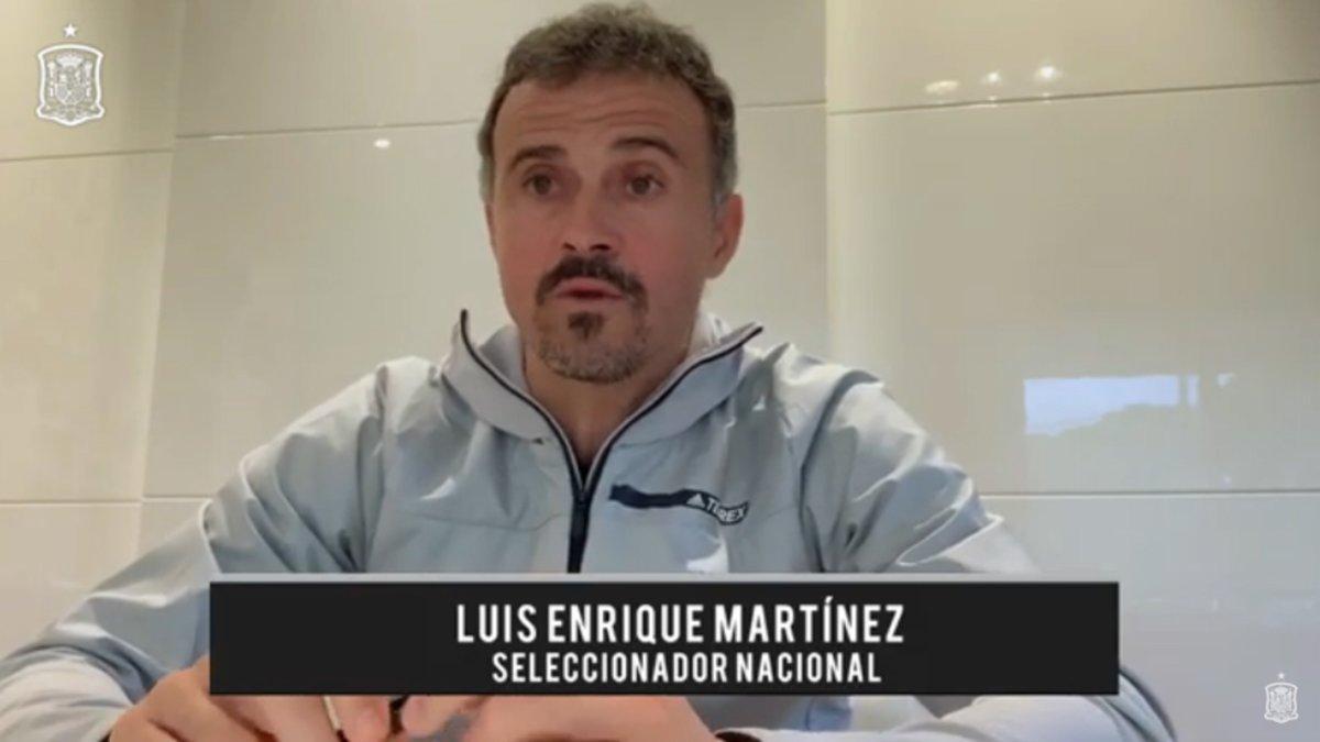 Luis Enrique respondió las preguntas de los aficionados