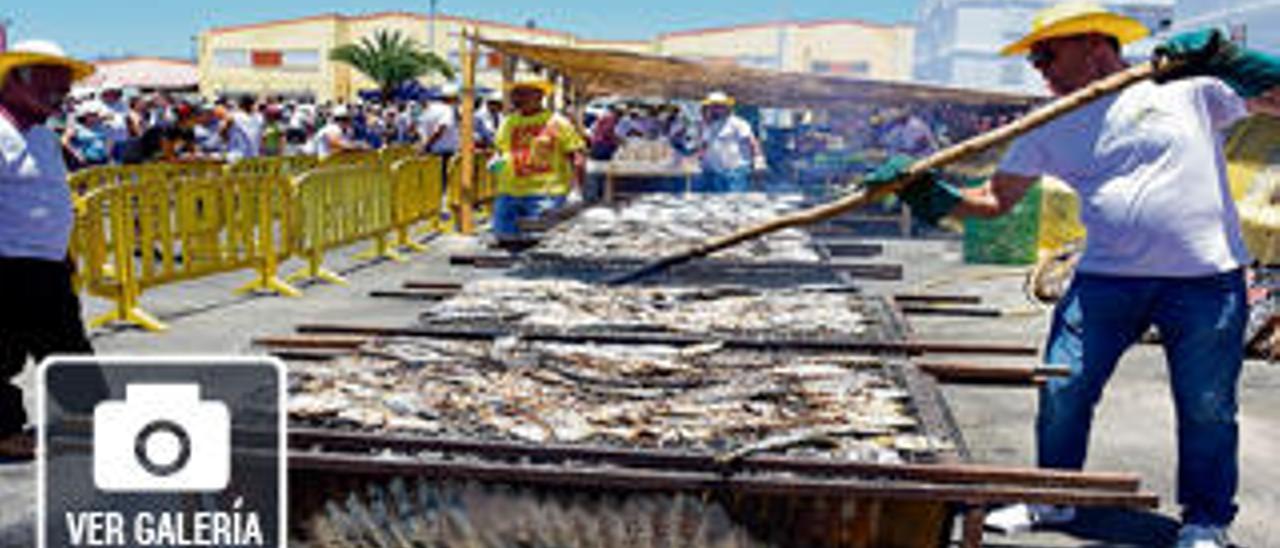 Los alemanes cambian las salchichas por las sardinas en San Fernando