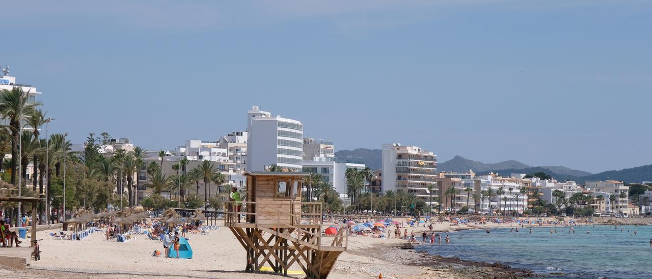 Am Strand von Cala Millor.