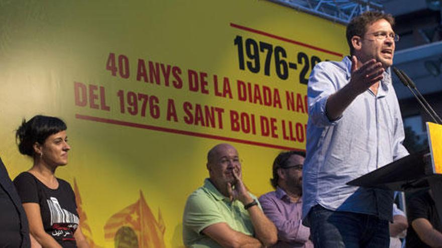 Danti Fachín, durante el acto en el que ha participado junto a ERC y la CUP