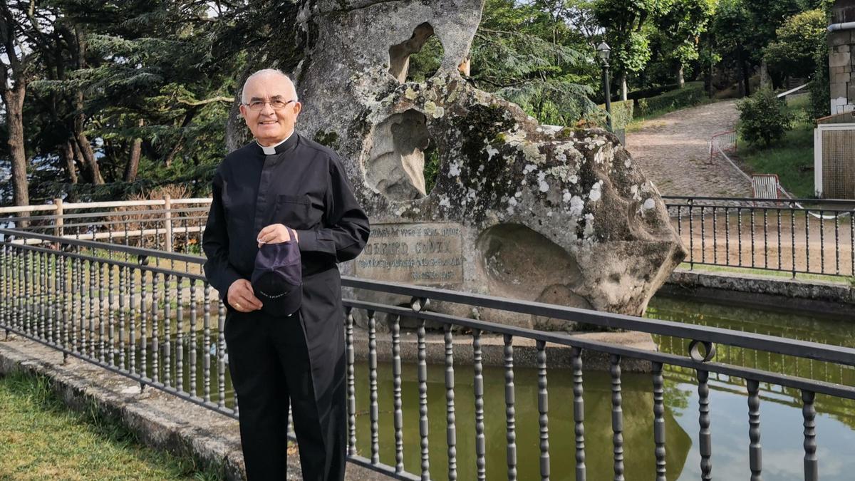 Monseñor Gilberto Gómez, en el parque de O Castro, en Vigo.