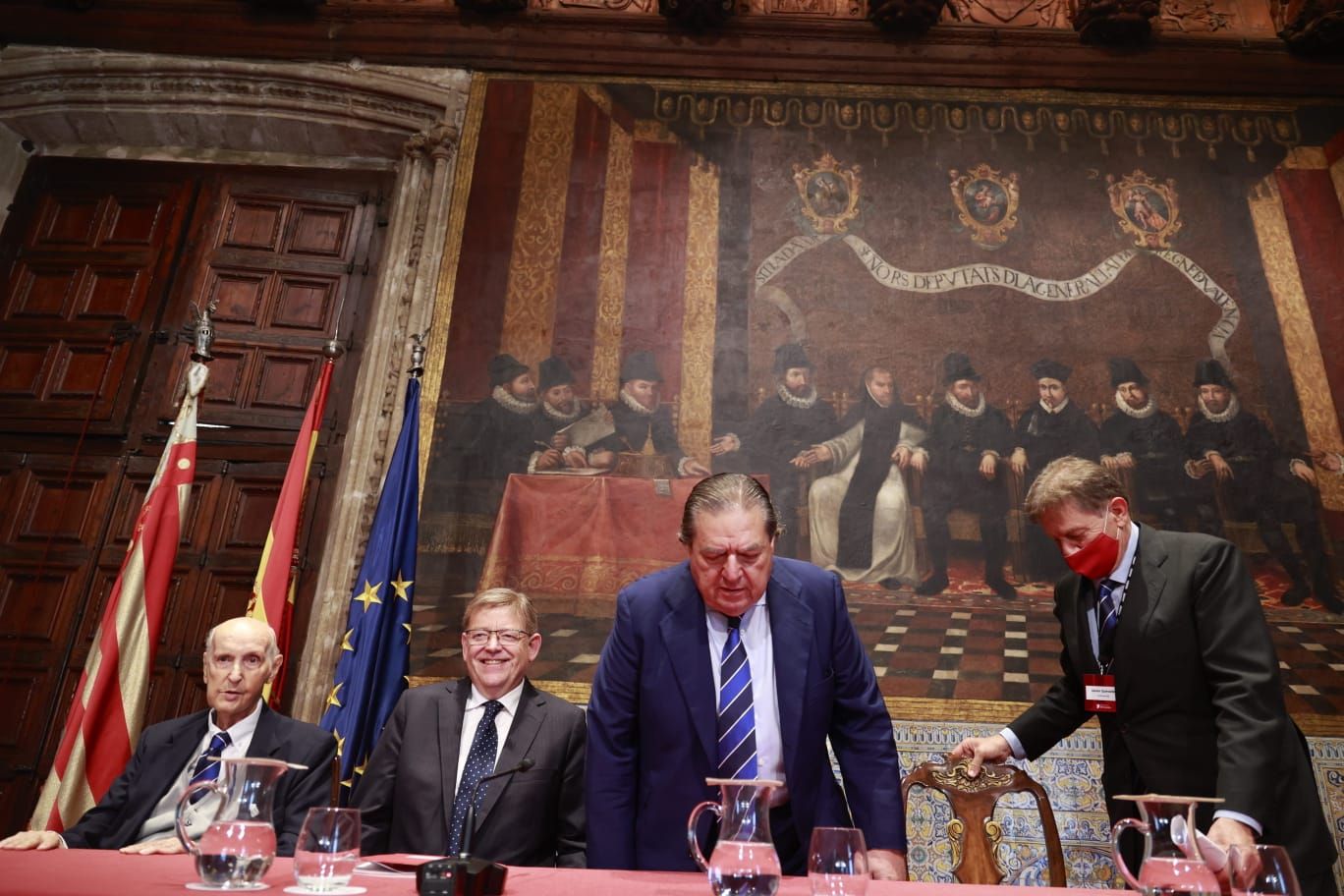 Instante de la lectura de galardonados en los Premios Rei Jaume I 2022.