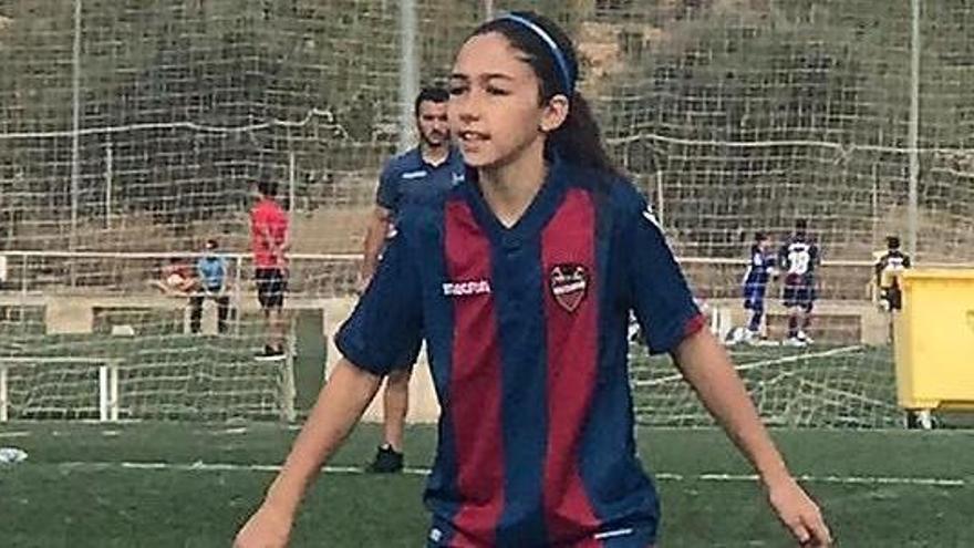 Laia Navarro debuta con el Levante femenino alevín