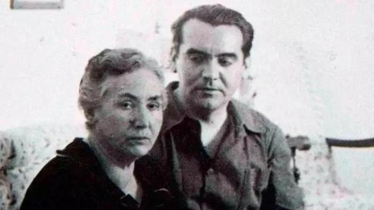 Vicenta Lorca Romero, madre y maestra de Federico.