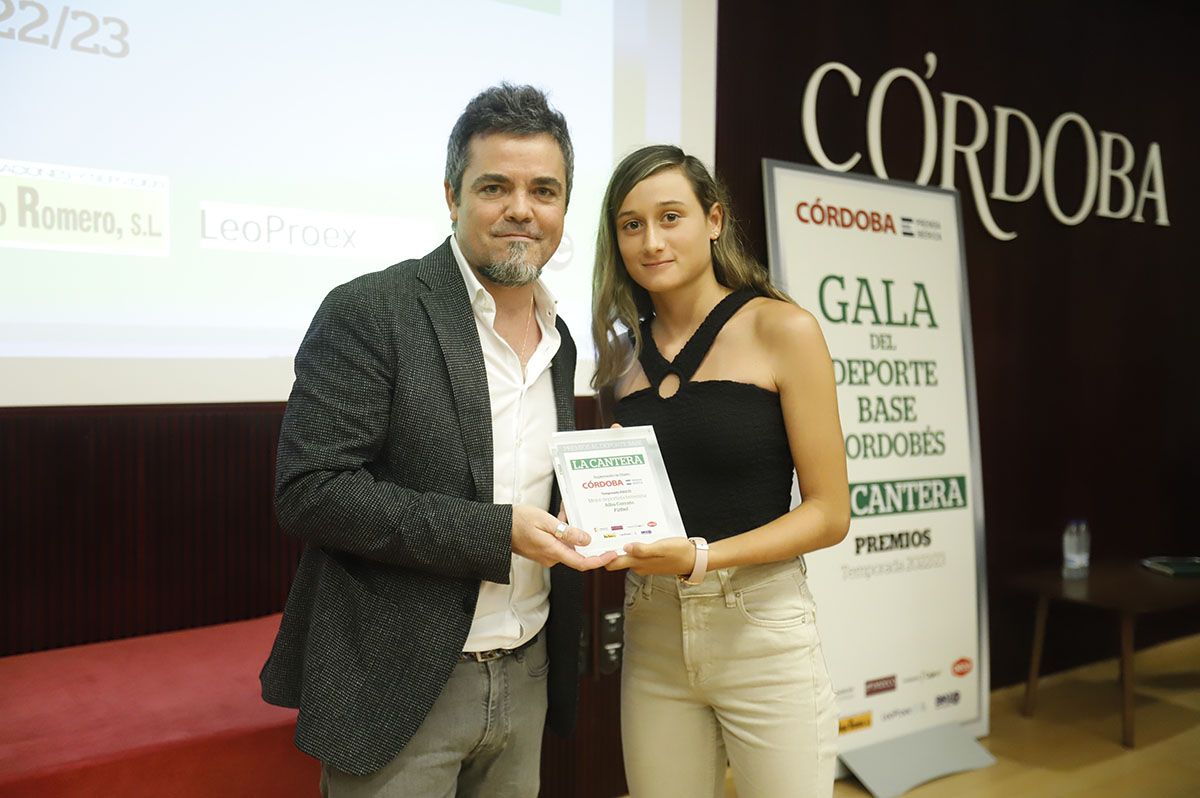 Premio mejor deportista femenina: Alba Cerrato y Rafael Romero.