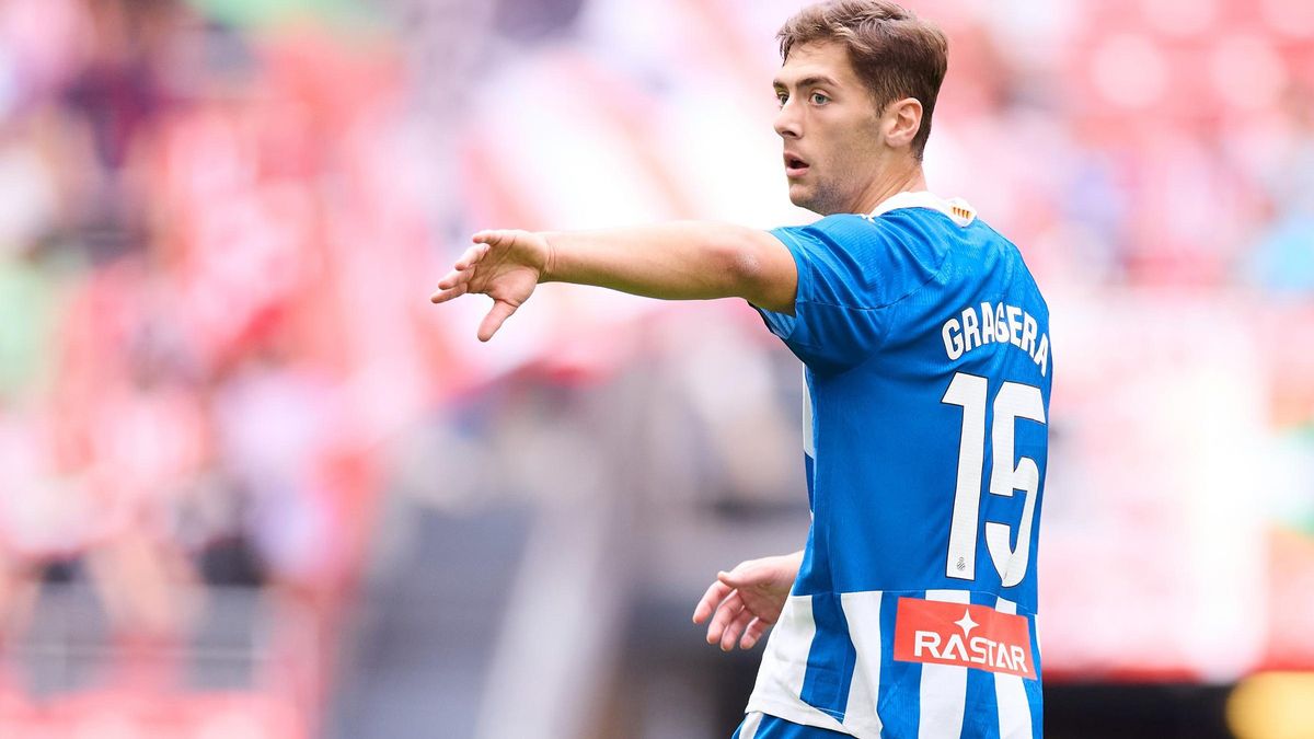 Archivo - Jose Gragera of RCD Espanyol reacts during the LaLiga EA Sports match between Athletic Club and RCD Espanyol at San Mames on October 19, 2024, in Bilbao, Spain.