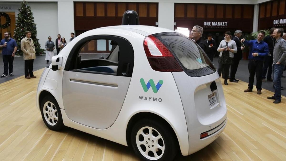 El prototipo de coche autónomo de Waymo, la filial de Google, en San Francisco.