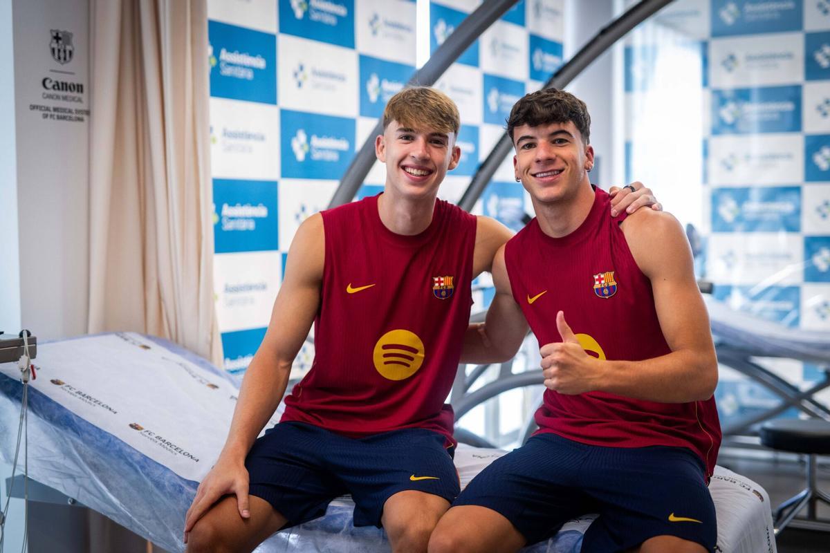 Tommy Marqués y Jofre Torrents, en la revisión médica del primer equipo. el asado 13 de julio.