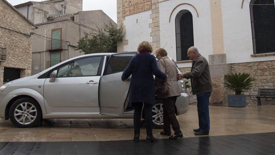 La Diputación mantiene el programa de transporte rural con fines médicos en el interior