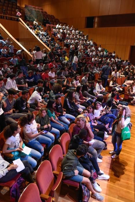 El himno de Canarias suena en El himno de Canarias suena en el Auditorio del Conservatorio Profesional de Música de Las Palmas de Gran Canaria