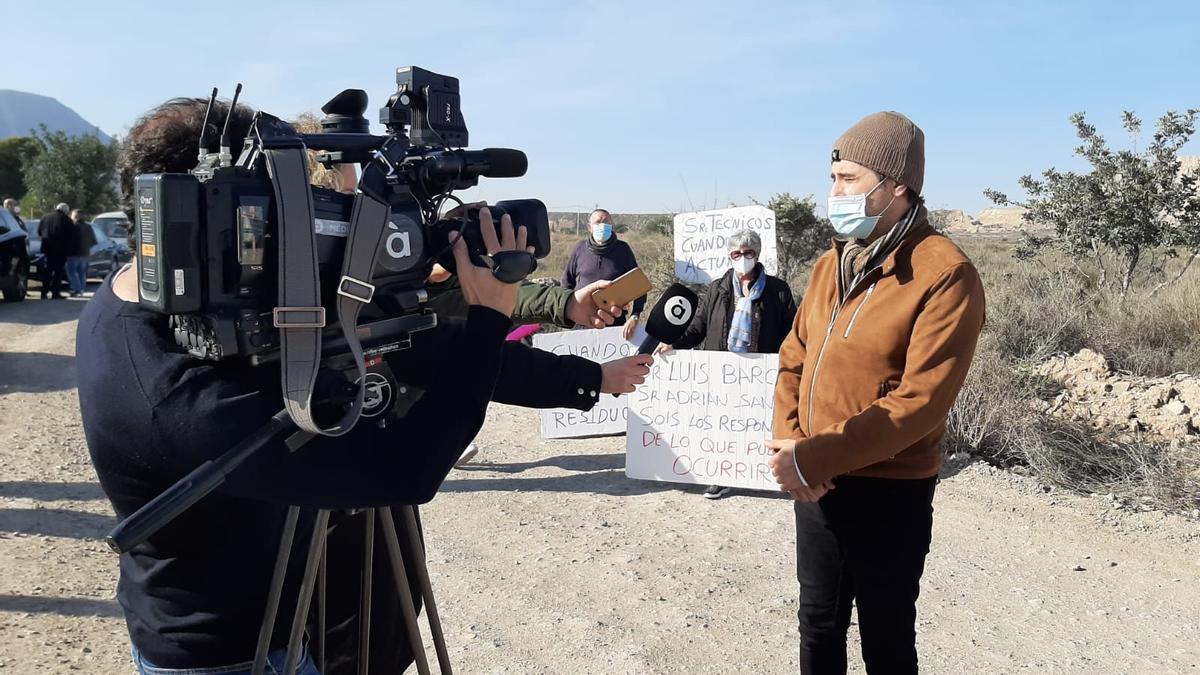 Un momento de la protesta de esta mañana en Fontcalent