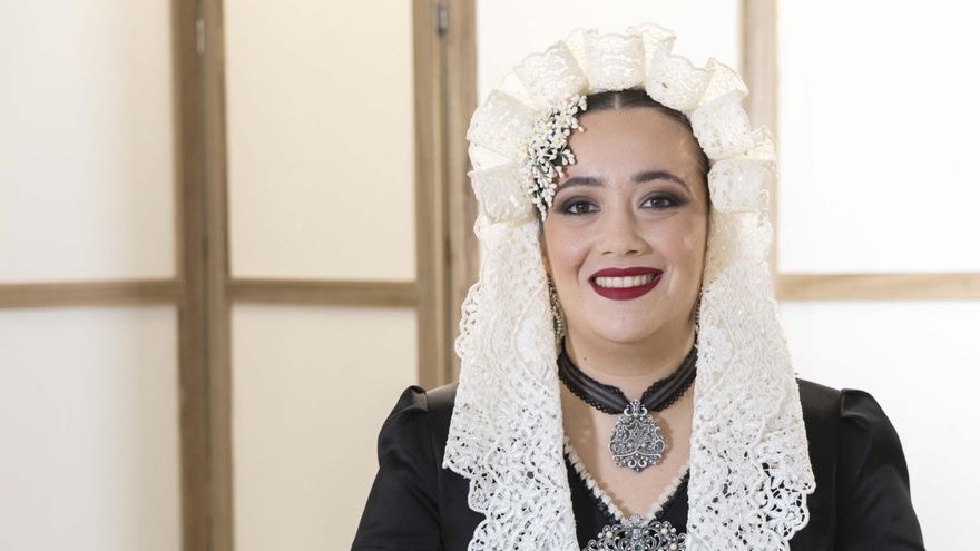 Ana Clara Ayllón Martínez, candidata de la Hoguera La Cerámica