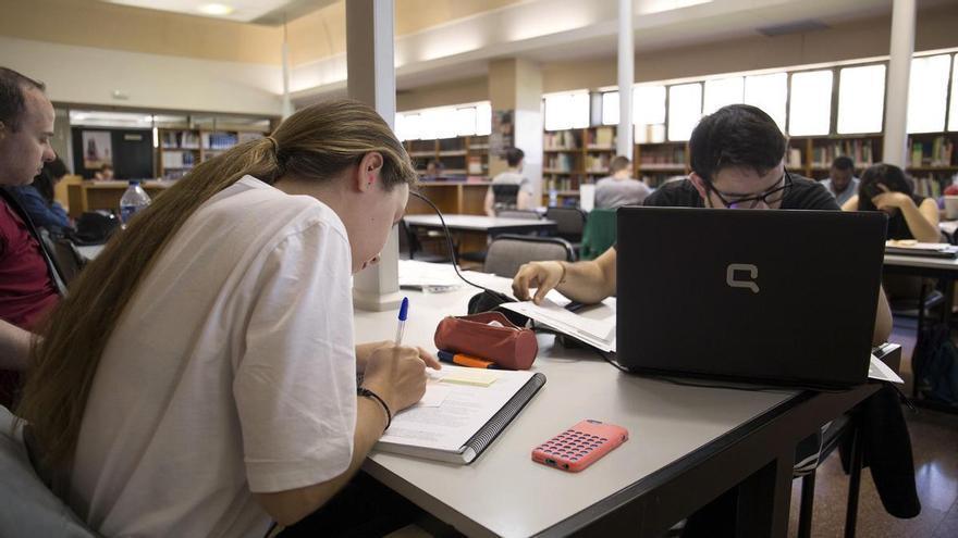 Compromís per Castelló denuncia que el equipo de gobierno incumple la promesa de bibliotecas 24 horas