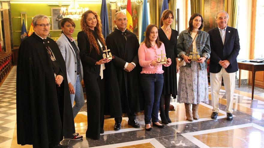 Luis Manuel Fernández, Adianes Morejón, Yenny Muñoz, Benigno Maújo, Marta Palacio, Leticia González, Ángela Fernández-Miranda e Ignacio Blanco. | JER OSPINA