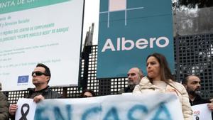 Treballadors i educadors socials afirmen sentir-se "desprotegits"