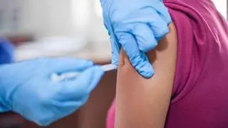 Este lunes comienza la vacunación contra la gripe y covid para mayores de 60 años y grupos profesionales en Córdoba