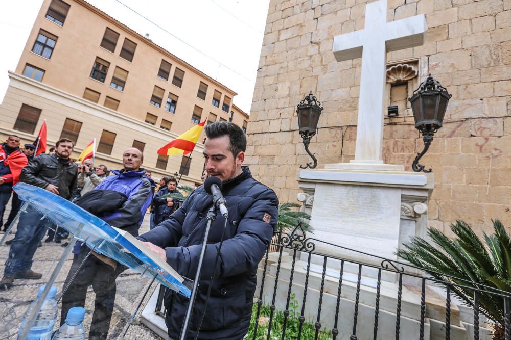 La Falange, en la manifestación en Callosa